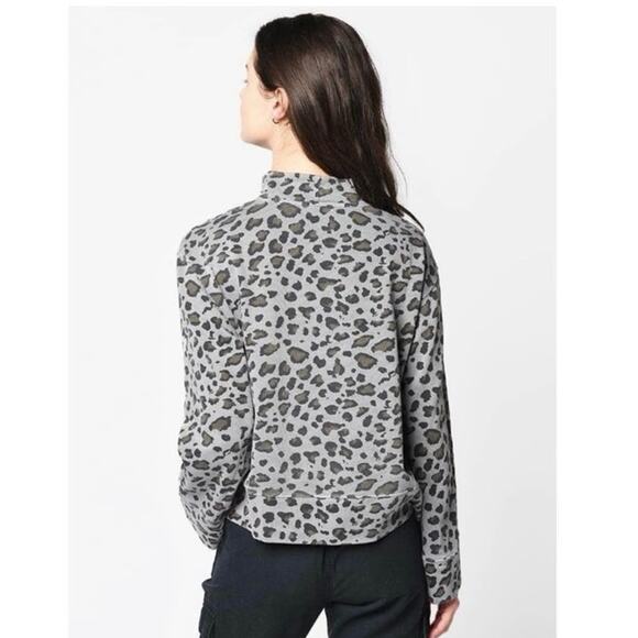 Sundry Leopard Gray and Black Funnel Neck size 0 / XS - Picture 3 of 13